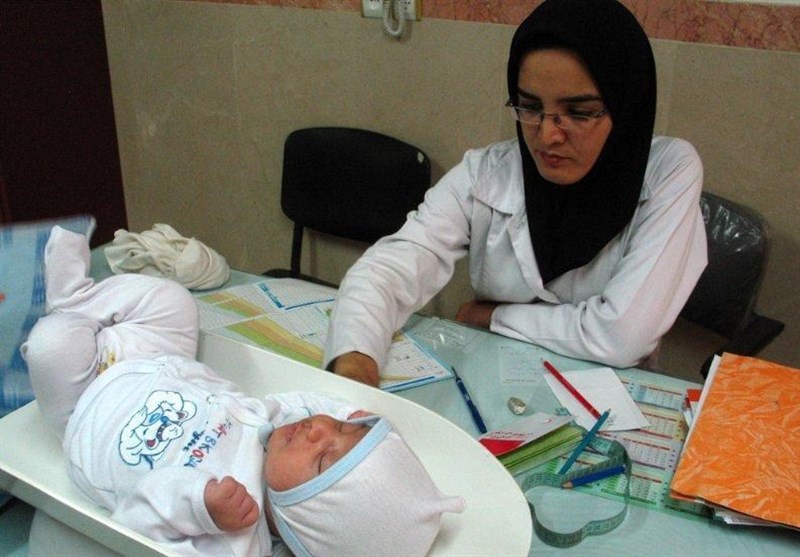 وظیفه بهورز مدیریت سلامت است نه درمان 
