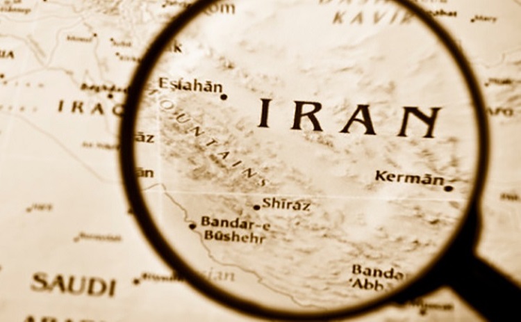  سفر به دور ایران در 13 روز 