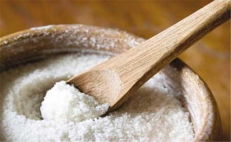 خطر رژیم غذایی پرنمک  برای بدن