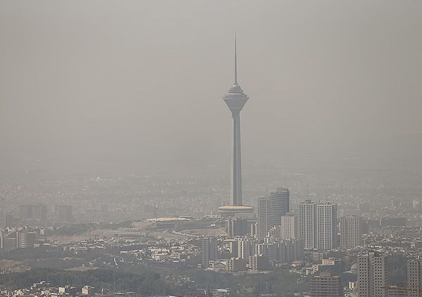 هوای تهران در وضعیت قرمز قرار گرفت 
