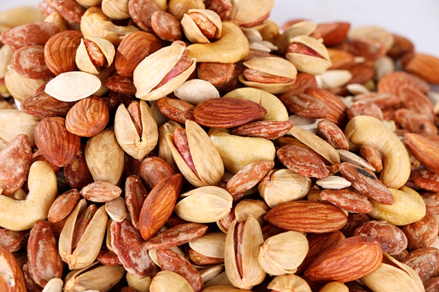 آجیل چه فوایدی برای بدن دارد؟ | اینفوگرافیک