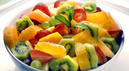 6 توصیه برای تهیه سالاد میوه