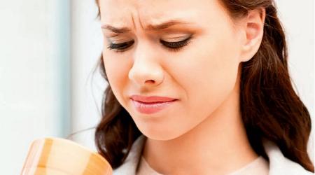 علت احساس مزه تلخ در دهان و درمان های آن