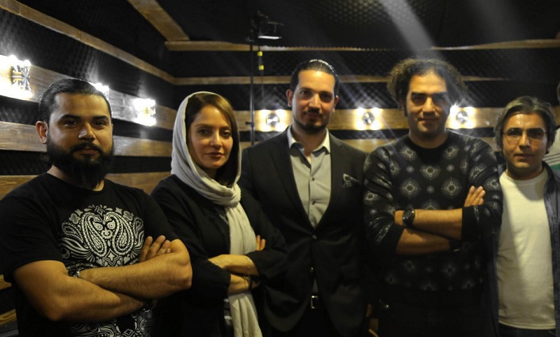 مهنار افشار و همسرش در پشت صحنه‌ی فیلم تاریخ باشگاه استقلال + عکس 
