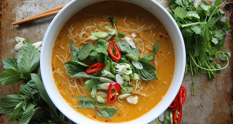 طرز تهیه سوپ سبزیجات بهاری+ارزش تغذیه‌ای