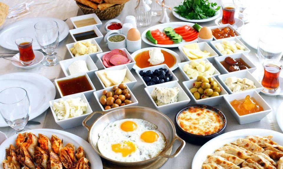 بدترین گزینه‌ها برای صبحانه که نباید بخورید | اینفوگرافیک