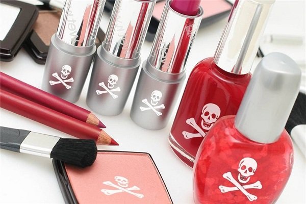 اسامی فرآورده های آرایشی و بهداشتی غیرمجاز اعلام شد