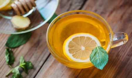 ۳ نوشیدنی برای درمان نفخ شکم + طرز تهیه