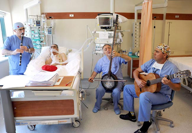 برخی پزشکان موسیقی درمانی تجویز می کنند!
