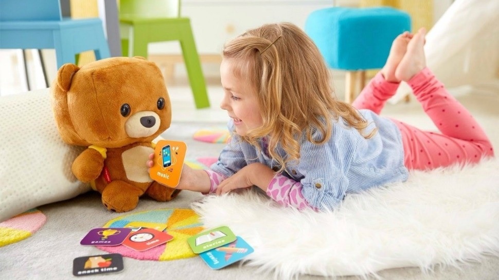  اسباب بازی های هوشمند چه خطراتی برای کودکان به همراه دارند؟ 