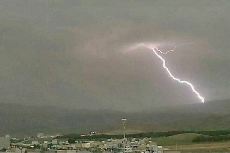 سازمان هواشناسی نسبت به برخورد صاعقه هشدار داد