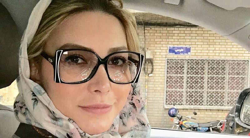 فریبا نادری و ماشین لوکسش! + عکس