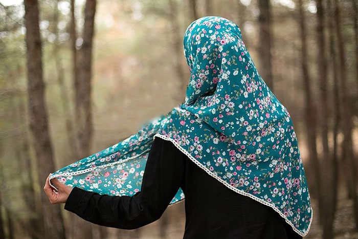 چگونه حجابمان زیبا شود؟