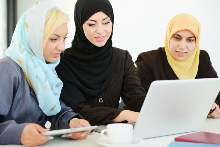 قرآن و اشتغال زنان در بیرون از خانه