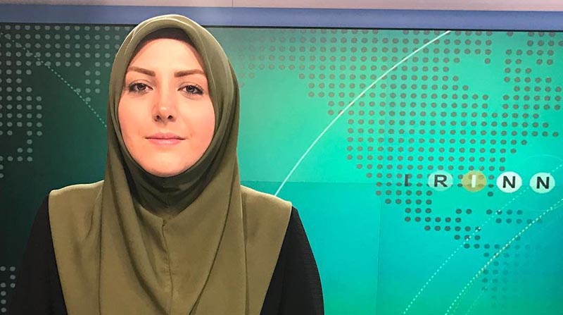 مجری شبکه خبر: چند روزی توهین نکنید! + عکس