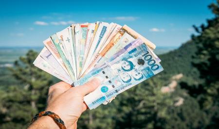 لازم نیست ثروتمند باشید تا همیشه سفر کنید