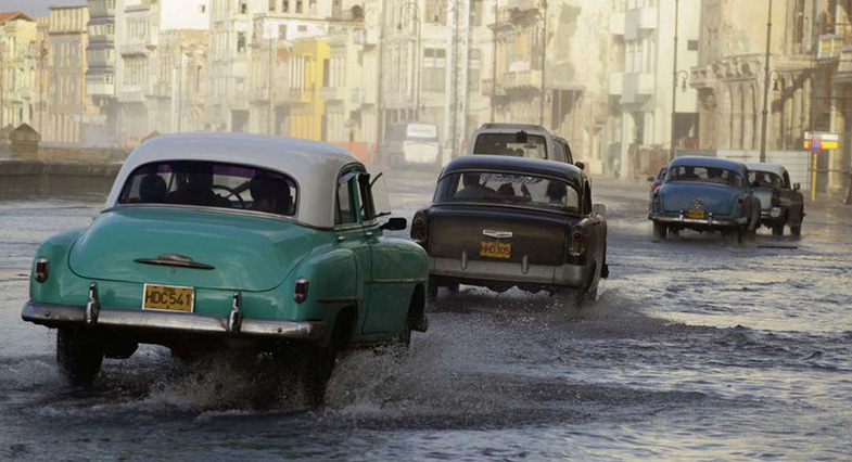 جولان خودروهای عتیقه در هاوانا /تصاویر