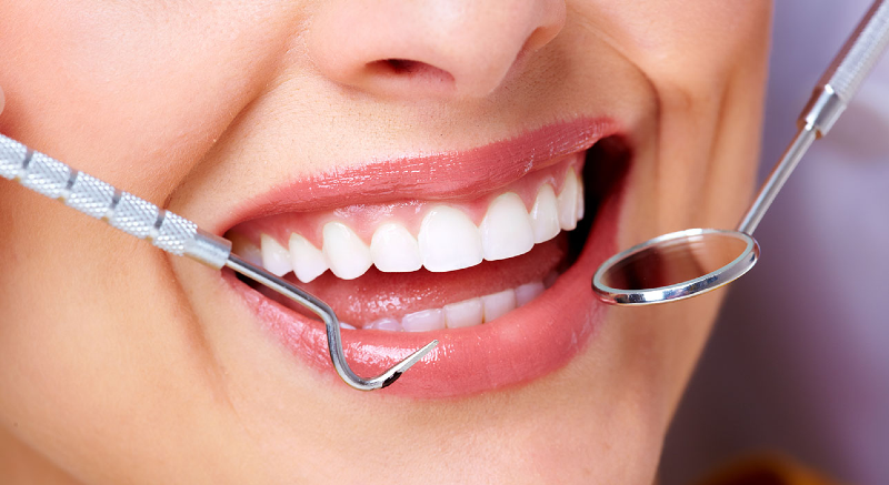 سلامت دهان و دندان به پیشگیری از بیماری های ریه کمک می کند
