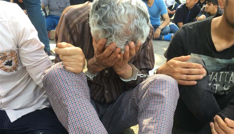 کلاهبرداری عجیب پیرمرد ۷۰ ساله از بیماران «آی‌سی‌یو» + عکس