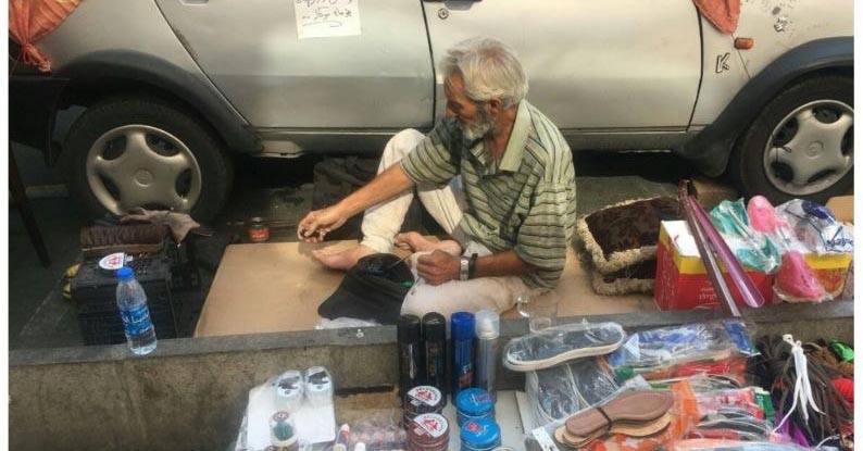 بخشندگی شگفت‌آور یک دستفروش + عکس