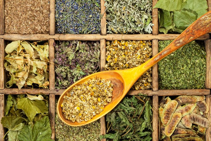 بهترین جایگزین هایی که میتوانید به جای نمکدان سرسفره بگذارید 