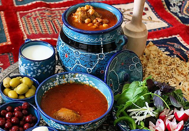 خوردن آبگوشت برای این افراد ممنوع 