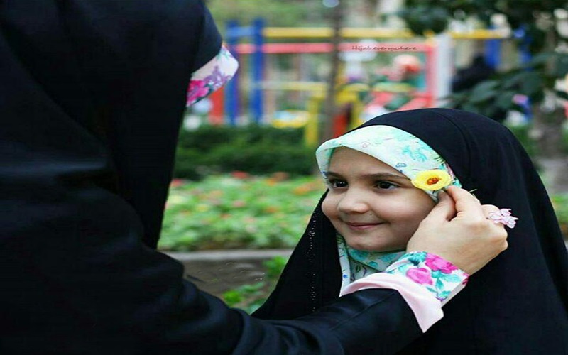 5 روش تربیتی غلط خانواده ها درنهادینه کردن حجاب فرزندان