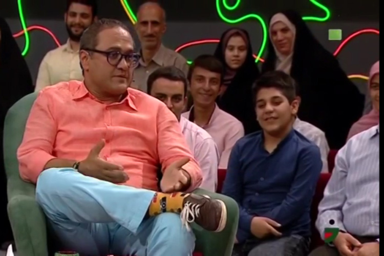جوراب‌های رامبد جوان باز هم سوژه شد! + عکس