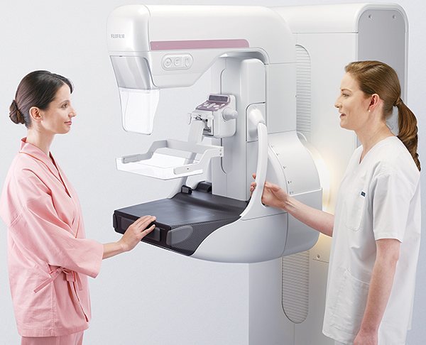  توصیه به انجام ماموگرافی در سنین مختلف چگونه است؟