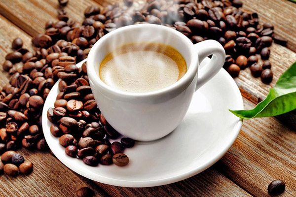  آیا قهوه‌خورها بیشتر عمر می‌کنند؟