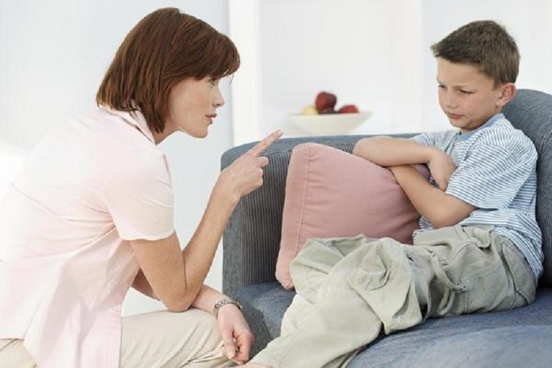  بچه حرف گوش نکن را چگونه تربیت کنیم؟