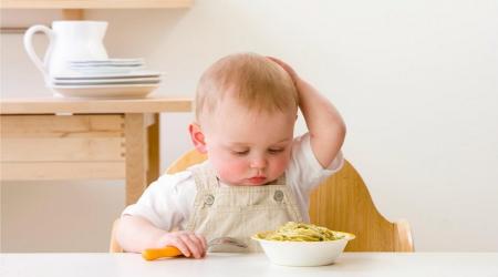  تغذیه زودتر از موعد برای نوزادان چه پیامدی دارد؟