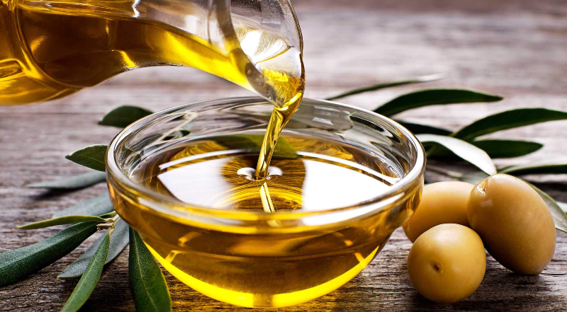 خواص بی نظیر روغن زیتون برای پوست و مو