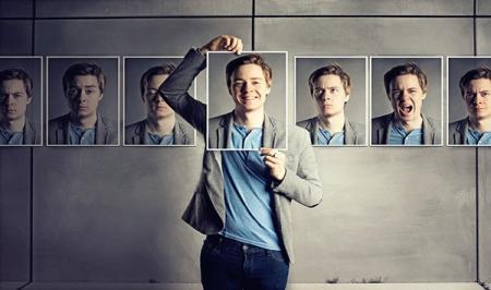 وقتی عصبانی یا غمگین هستیم چه بخوریم؟