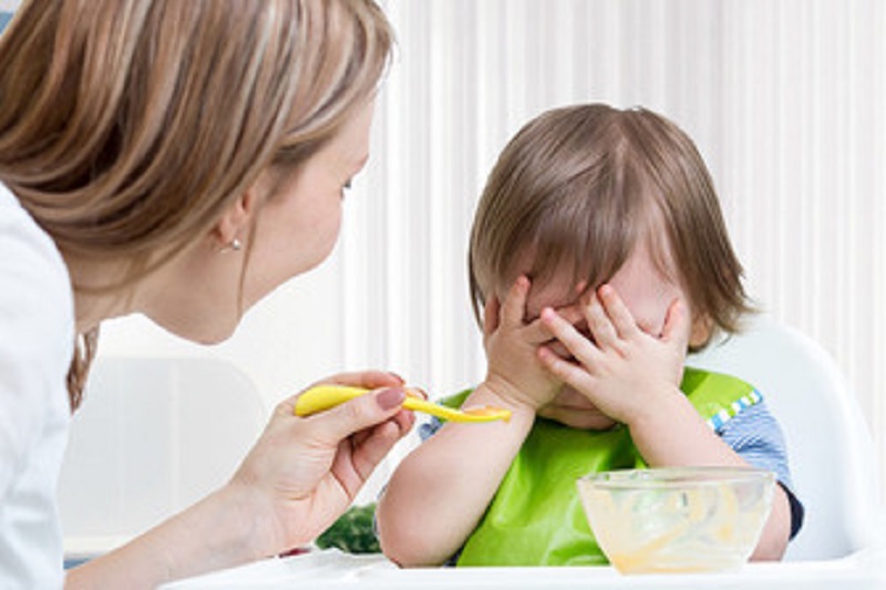  ۱۰ دلیل برای بی اشتهایی نوزاد
