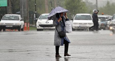 بارش باران در شمال تهران؛ کاهش کیفیت هوای برخی مناطق در اثر گرد و غبار