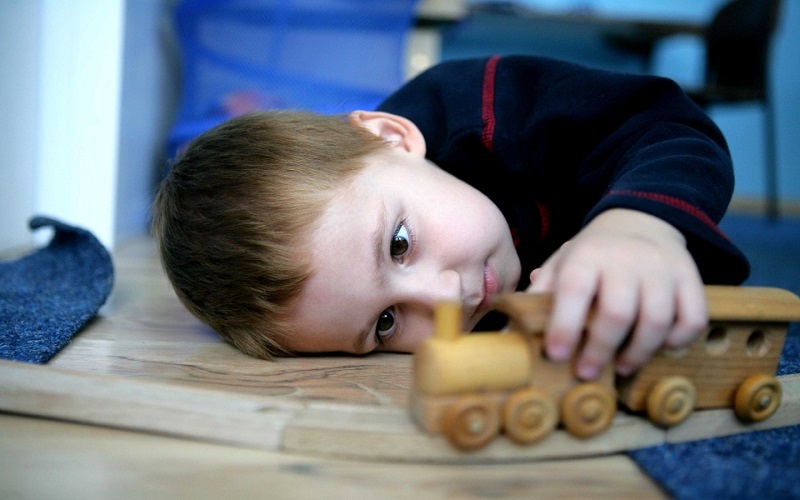 یکی از مهمترین عوامل پیشگیری از اوتیسم در کودک
