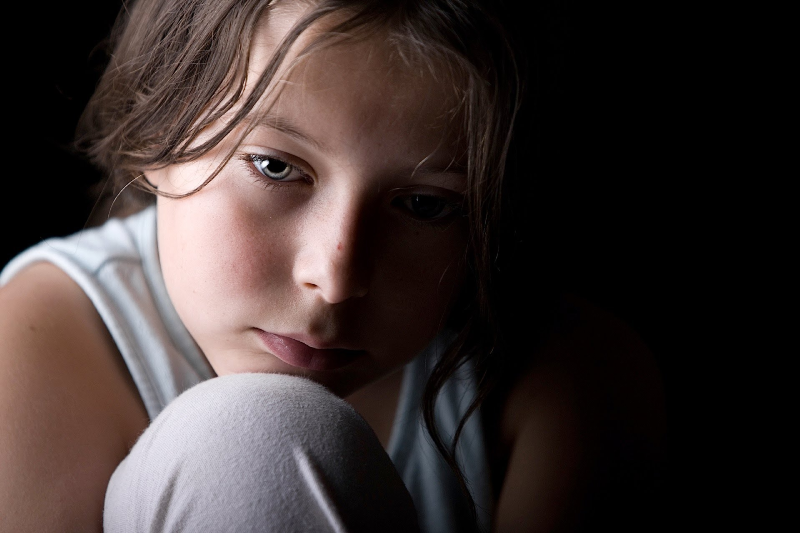 علائم افسردگى در کودکان؛ ١٣ نشانه اى که نباید ساده از کنار آنها عبور کنید