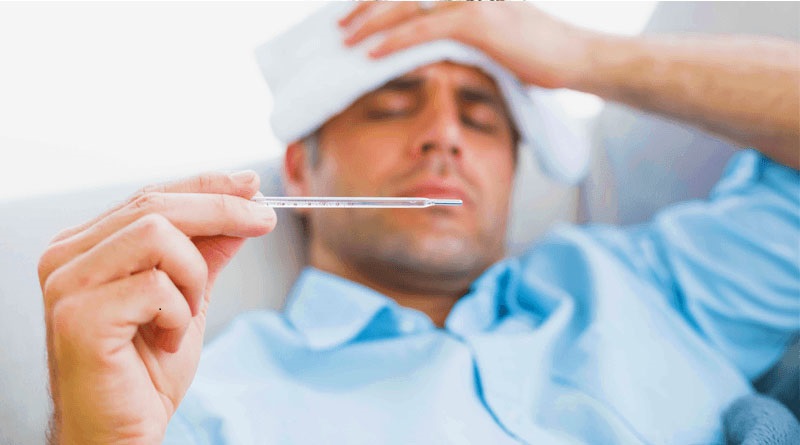  ۵ روش خانگی پایین آوردن تب در خانه بدون دارو + اینفوگرافیک