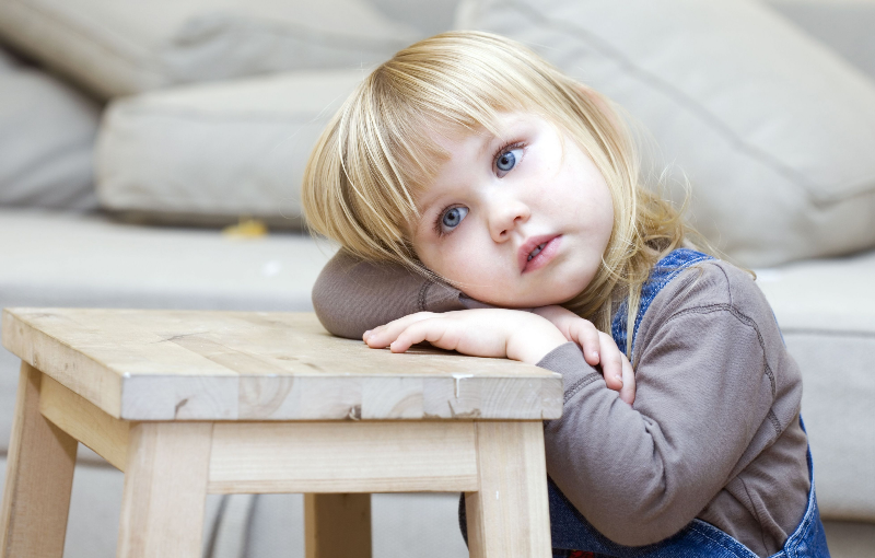 زخم‌های عاطفی دوران کودکی را جدی بگیرید