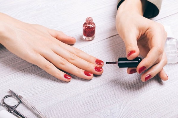  هشدار درباره یک ماده آلرژی‌زا در لاک‌های ناخن 