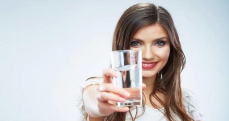  چگونه با مصرف آب لاغر شویم؟