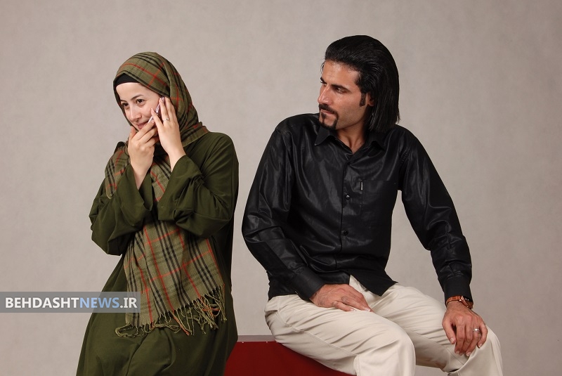 ارتباط همسرم با مزاحم تلفنی اش آشفته ام کرده است!