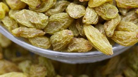  مهمترین خواص کشمش سبز و ارزش غذایی آن