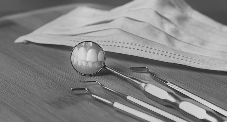 مشکلات دهان و دندان در دیابتی ها؛ علل و راه های درمان 
