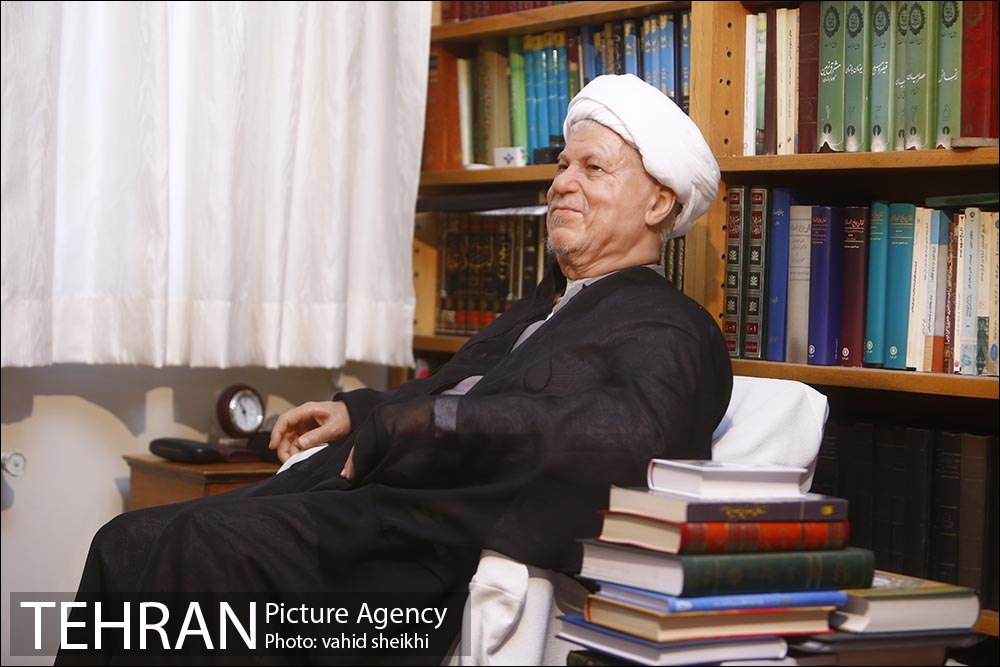 مجسمه‌های جالب از هاشمی رفسنجانی! + عکس