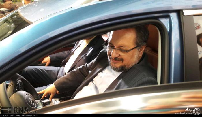 وزیر صنعت سوار بر خودروی چینی! + عکس