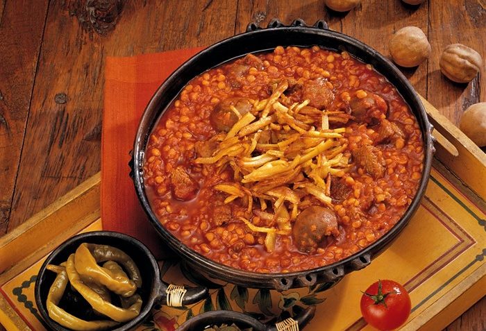همه آنچه در تهیه و توزیع غذاى نذرى باید رعایت کنید 