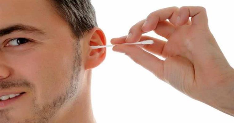 چطور می‌توانید جرم گوش‌هایتان را خودتان در خانه  پاک کنید؟ 