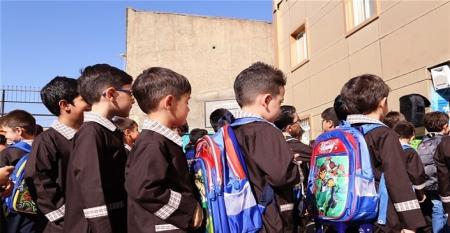 آسیب هایی که کوله پشتی نامناسب به ستون فقرات وارد می کند